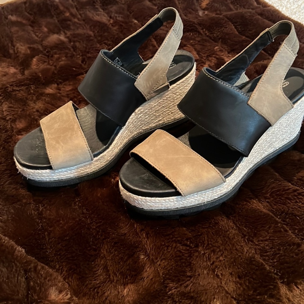 Sorel Espadrille Slip on Sandals